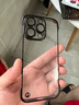 伊硕【无边框隐形】超薄电镀全包镜头膜适用iphone手机壳透明电镀手机壳苹果手机保护套简约轻奢款 深空黑 【超薄无边框，玻璃镜头膜】 iPhone14Pro 实拍图