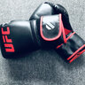UFC 泰击手套泰拳自由搏击MMA训练成人儿童初学者练习拳套打沙袋拳套 UFC经典黑红白配色 8OZ 实拍图