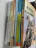 【新华正版】百班千人三年级全8册 罗尔德好心眼儿巨人霹雳贝贝你的世界有多大老兵故事多看护森林的小狐狸犇向绿心真的假的小时候数学小天才 三年级套装全套8册 实拍图
