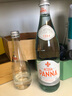 普娜（Acqua Panna）意大利矿泉水原装进口普娜天然饮用水750ml玻璃瓶整箱12瓶弱碱水 实拍图