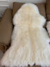 澳缘翔澳洲整张羊皮垫纯羊毛沙发垫卧室床边欧式羊毛毯皮毛一体羊皮垫子 本白色 皇冠特级1P 120*85cm 实拍图