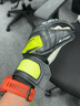 KELME/卡尔美足球守门员手套成人职业防滑缓冲门将手套装备儿童 黑/荧光绿（比赛级带护指） 7 实拍图