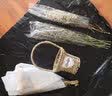 爱满干花 真花 云南麦杆菊花小雏菊天然风干花束摆设插花网红装饰摆件 麦秆菊30朵+草+草编花篮（随机） 干树枝 实拍图