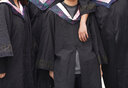 雷立行 学士服 学位服男女毕业礼服文科理工科垂布学士服帽子学位服演出 学士服粉色-文科（塑料帽） S 建议体重75—105斤 实拍图