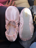 三沙（Sansha）芭蕾舞鞋女儿童练功鞋缎面公主软鞋一块底入门可穿4S英缎36 实拍图