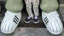 Skechers斯凯奇童鞋女童运动鞋大童儿童小白鞋魔术贴休闲跑步鞋303522L 实拍图