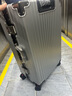 双星（doublestar）铝框行李箱拉杆箱加厚大容量旅行箱韩版新款可登机箱密码箱皮箱子 气质银卡扣【加厚箱体可坐可骑】 24英寸 常用推荐 实拍图