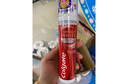 高露洁（Colgate）牙膏美白亮白按压式牙膏清新口气减轻牙渍美白牙膏含氟防蛀 闪钻亮白牙膏2支 实拍图