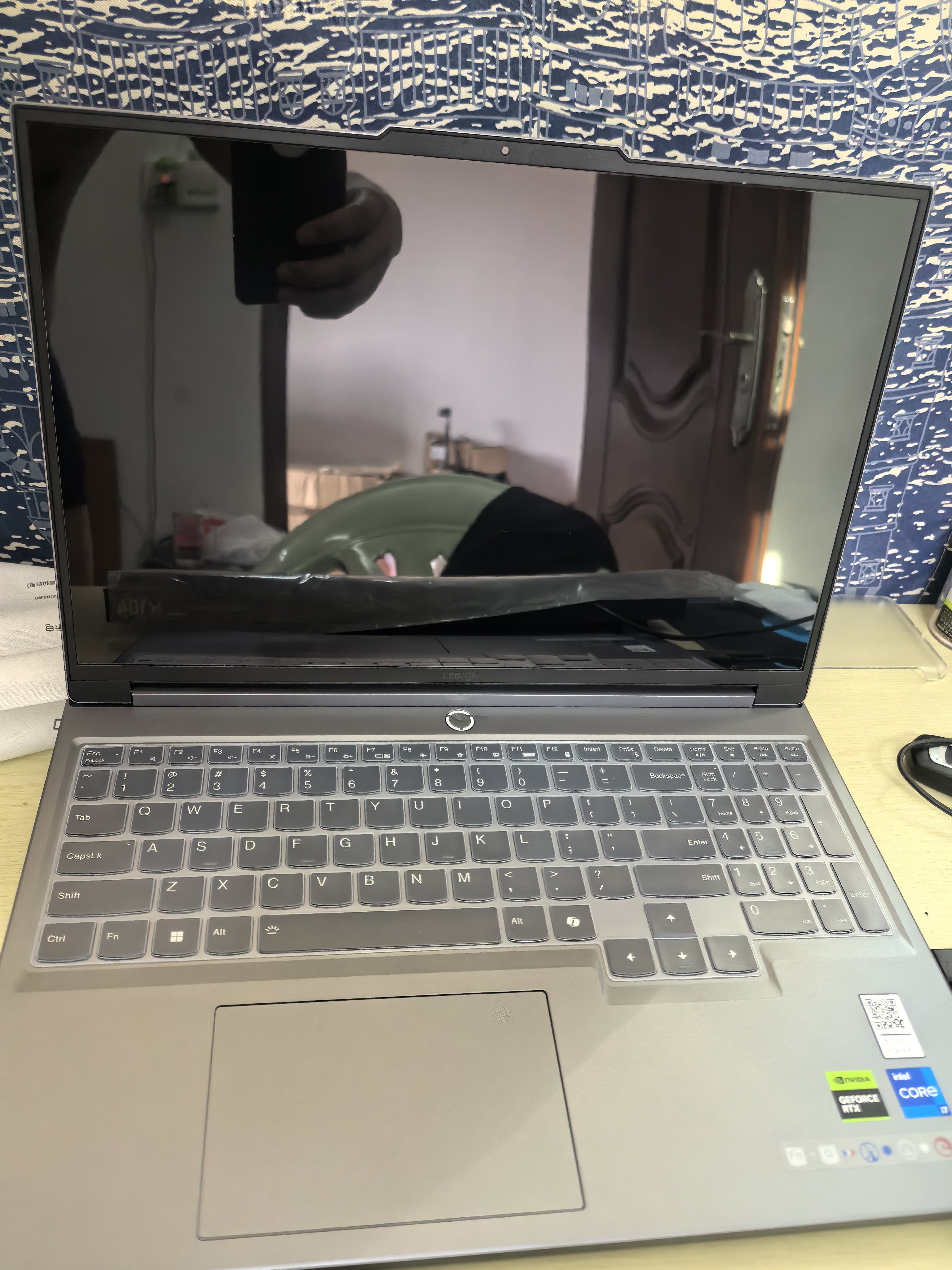 咔咔鱼联想拯救者Y9000P R9000P R7000P键盘膜Y7000/Y7000P/Y7000X笔记本屏幕保护贴膜贴纸 防蓝光屏幕膜+键盘膜 拯救者Y7000X 2026（15.3英寸） 实拍图