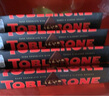 三角（Toblerone）进口瑞士三角葡萄干盐焗黑巧克力牛奶白巧克力糖果多口味组合 黑巧克力4条 盒装 100g 实拍图