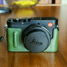 摄侣适用徕卡dlux8手柄保护套LeicaQ3相机包D-LUX8半包便携q3真皮底座包拍立得sofort2真皮套装饰配件 D-LUX8复古绿真皮底座+垫肩牛皮肩带 实拍图