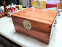 摩泰小号樟木箱全香樟木实木收纳箱储物盒首饰盒字画箱储物箱实木衣箱 老樟色 40*30*20 实拍图