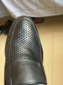 金猴皮鞋夏季商务休闲透气男凉鞋镂空皮鞋套脚牛皮男鞋 Q20122L 黑色 42 实拍图