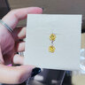 六福珠宝足金四时春花黄金耳钉女款耳环耳饰 计价  G01G0024DS 1.23克(含工费110元) 配硅胶耳堵 实拍图