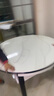 骄兰诗雅 实木餐桌现代简约小户型岩板家用圆形餐桌椅组合可伸缩折叠餐厅 黑白色（大理石） 1.35m 1桌6椅（椅子发4白+2橘色） 实拍图