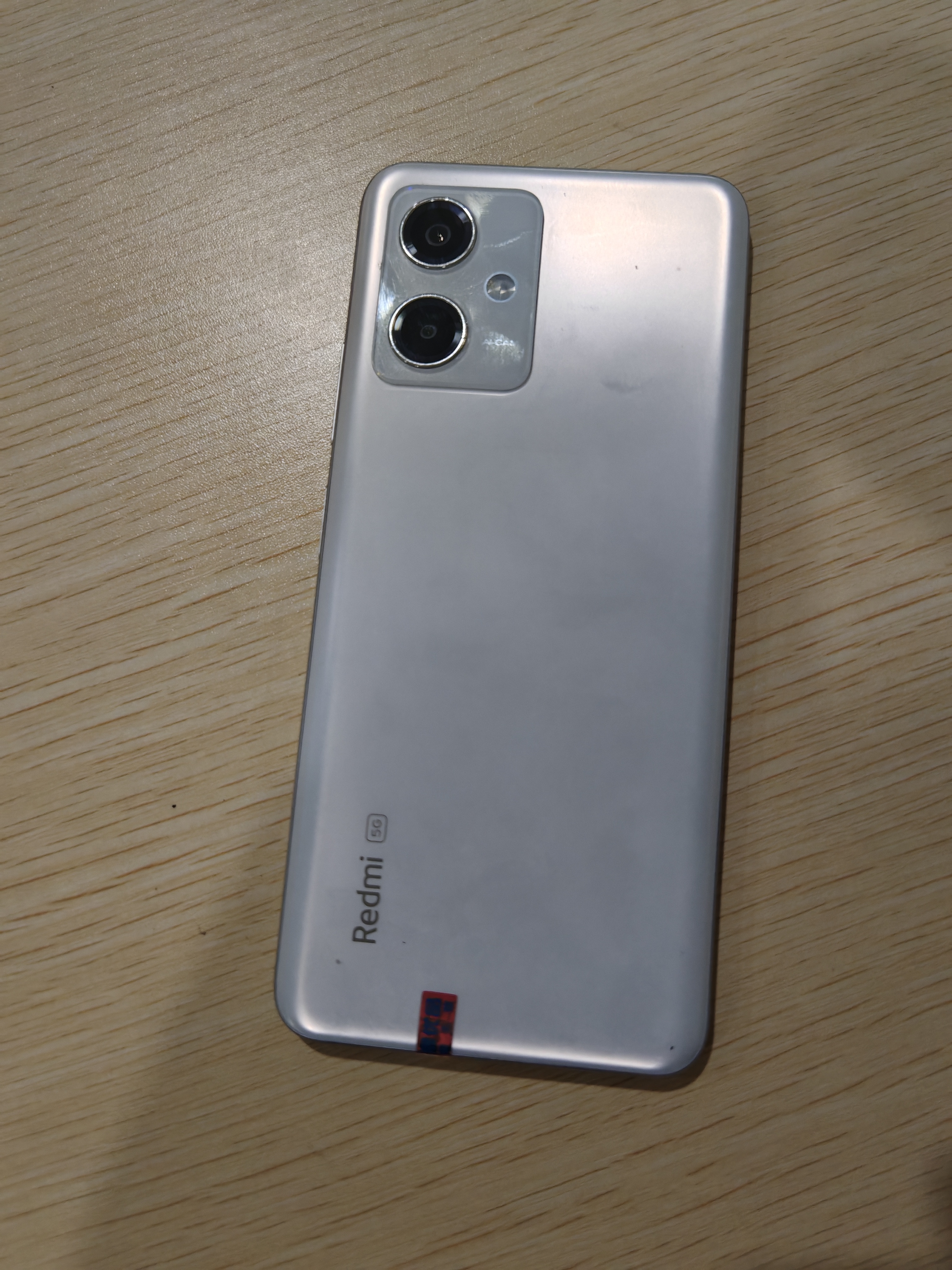 Redmi红米 Note12 二手5G手机 120Hz高刷OLED三星屏幕 5000mAh 镜瓷白 8GB+128GB 9新 实拍图