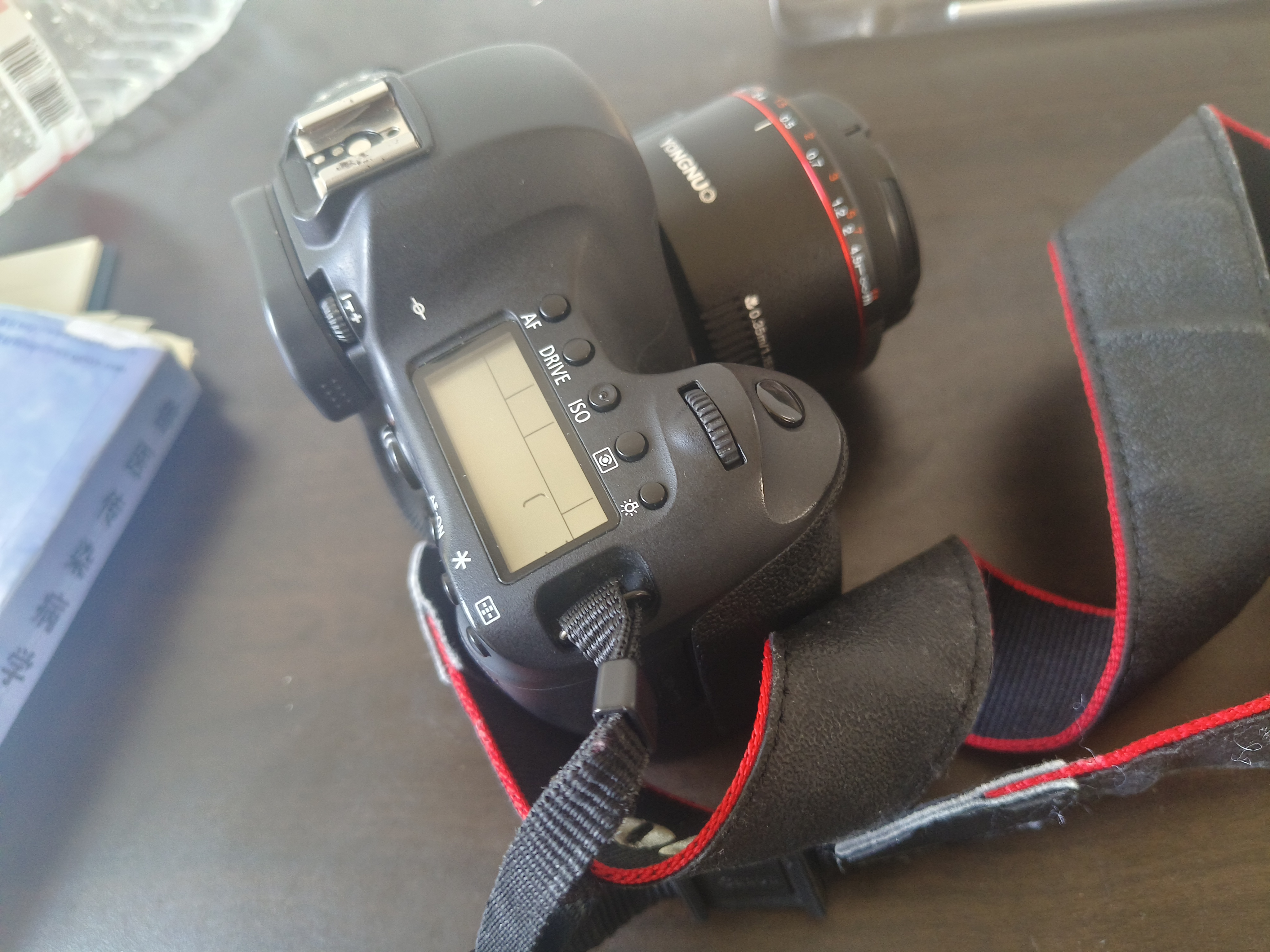 佳能 Canon 6D全画幅二手单反相机 单机身 6D2 6DII  高清数码单反相机 6D+永诺50mmF1.8二代小痰盂套机 9新 实拍图