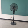 格力（GREE）家用电风扇台地两用大风量落地扇立式轻音劲风节能电扇客厅卧室办公宿舍定时风扇广角摇头空调伴侣 FD-4012-WG/黑色 实拍图