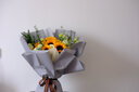 艾斯维娜鲜花速递混搭花束生日礼物全国同城花店配送 9朵向日葵-心有阳光 实拍图