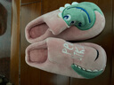 俞兆林 儿童棉拖鞋 男女童亲子秋冬季保暖毛绒拖鞋宝宝防滑软底家居室内成人棉鞋子 皮红色小恐龙 210 实拍图