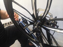 美昱 山地自行车男女成人变速单车青少年学生公路越野赛车城市通勤车 弯梁黑白十刀一体轮 24寸24速 实拍图