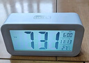 科士德（K KESHIDE）闹钟学生起床神器强力叫醒床头桌面时钟女孩儿童静音数字电子钟表 【大音量*三组闹钟*配贴画】蓝色 实拍图