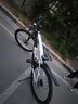 美昱 山地自行车男女成人变速单车青少年学生公路越野赛车城市通勤车 弯梁黑白辐条轮 26寸21速 实拍图