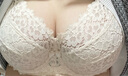 怡倩大胸显小文胸全罩杯防下垂聚拢胸罩 超薄大码内衣大牌女士防下垂 香草肤 85D 实拍图