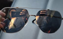 威古氏（VEGOOS）尼龙太阳镜时尚潮男经典飞行员蛤蟆镜型男开车专用驾驶墨镜3181 黑框灰片 实拍图