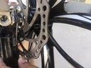 美昱 山地自行车男女成人变速单车青少年学生公路越野赛车城市通勤车 弯梁黑白十刀一体轮 24寸24速 实拍图