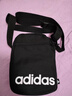 阿迪达斯（adidas）单肩包男包女包 新款斜挎包户外跑步健身运动包训练骑行便携小包 GN1948黑色/舒适质感 字母标志 MISC-晒图退5【元】 实拍图