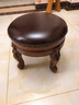 乐满庭美式实木小圆凳客厅泡茶凳子 复古茶几凳雕花小凳子皮凳圆形矮凳 实拍图