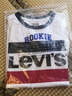Levi's李维斯夏季男童短袖T恤时尚百搭童装经典三色标纯棉半袖上衣 奶白 140 /68 【建议身高128-140cm】 实拍图