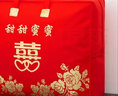 恋恋吾居 婚庆喜被收纳袋结婚被子大红色被褥收纳袋手提袋陪嫁大号特大棉被包装袋 百年好合 无纺布 超大10-13斤70*60*30/棉花被8-12斤 实拍图
