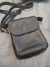 LUXUNTIKA单肩包男 真皮男士时尚牛皮斜挎男包 手机包翻盖迷你小挎包小包男 黑色 实拍图