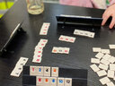 【和孩子一起玩的麻将】以色列麻将数字牌游戏 密拉袋桌面2-4-6多人儿童成人休闲聚会桌游卡牌玩具  数字牌袋装(2-4人106张牌)+沙漏 实拍图