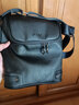 法国COW 男士单肩包男休闲男包青年单肩斜挎包 时尚潮流多功能男士包包挎包 C-9858单肩包 竖款 实拍图