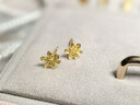 六福珠宝 足金栀子花黄金耳钉 计价G01G0027DS 约1.00克 实拍图