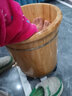 温友温友 泡脚木桶加高泡脚桶熏蒸实木洗脚盆木盆40cm过小腿足浴桶 40cm 圆边桶+盖+珠+轮+排水+艾30 实拍图