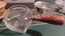 古悦堂 日式核桃纹玻璃公道杯 红檀侧把公道杯 茶具配件分茶器 锤纹款260毫升 实拍图