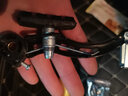 Tooquv儿童自行车刹车配件童车前轮钳型刹车器后鼓刹V刹单车刹车线装置 V型刹车-黑 实拍图