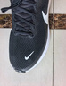 耐克NIKE男子跑步鞋缓震 REVOLUTION 8 运动鞋HJ9198-003黑白 40.5 实拍图