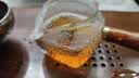 古悦堂 日式核桃纹玻璃公道杯 红檀侧把公道杯 茶具配件分茶器 锤纹款260毫升 实拍图