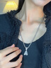 AHK26字母钛钢项链男女士百搭潮流情侣吊坠情人节生日礼物送男女朋友 潮流满钻项链 【A】+品牌礼盒 实拍图