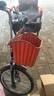 飞鸽飞鸽三轮车老年车成人自行车脚踏车人力老人轻便载货休闲买菜脚蹬 深红色 70型折叠后座 前叉减震 双链条 实拍图