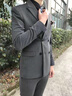白灰楼 西服套装男新款韩版修身双排扣西服三件套商务休闲职业正装套装新郎伴郎结婚礼服宴会西装男 浅灰色三件套（西服+西裤+马甲） L 实拍图