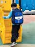 巴布豆（BOBDOG）儿童书包小学生男孩1-3-6年级女生护脊防泼水大容量减负双肩背包 宝蓝彩蓝 大号适合4-6年（送挂件+运费险） 实拍图