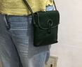 ANDSEEYOU品牌 手机袋女 牛皮轻便斜挎小包 休闲真皮单肩包 随身迷你小背包 果绿色 实拍图