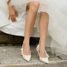 ROSE CASTLE梦幻花园 法式婚鞋女主婚纱新娘鞋浮雕蕾丝高跟鞋一字带凉鞋 白色（8.5）R6760 礼盒版 37 晒单实拍图