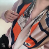达芬奇密码 真丝大方巾缎面丝巾女桑蚕丝春秋百搭杭州送女友生日礼物实用 花环骏马 橙蓝 实拍图